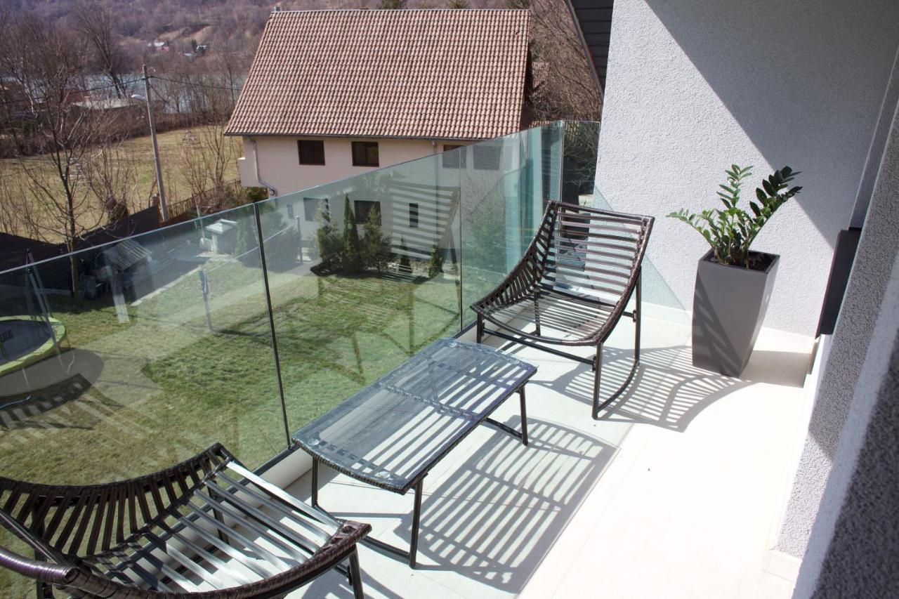 Bed and Breakfast Mira By Atra Teşila Esterno foto