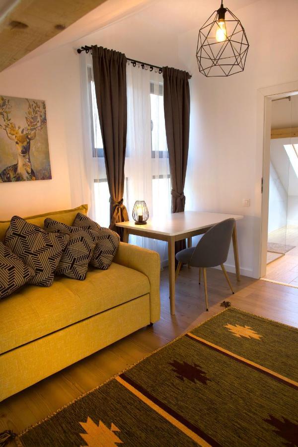 Bed and Breakfast Mira By Atra Teşila Esterno foto