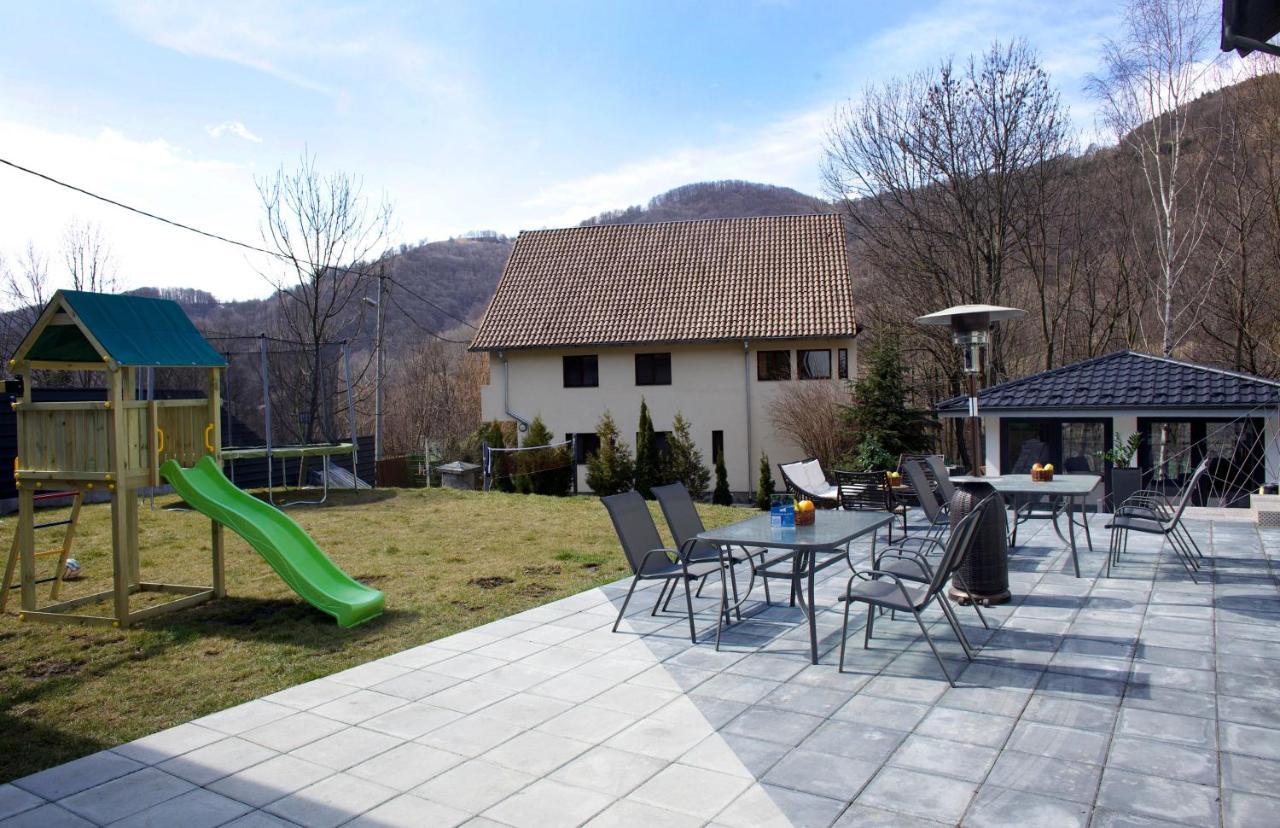 Bed and Breakfast Mira By Atra Teşila Esterno foto