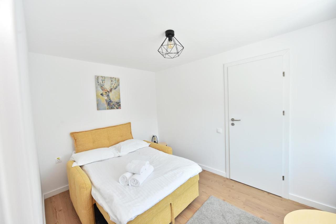 Bed and Breakfast Mira By Atra Teşila Esterno foto